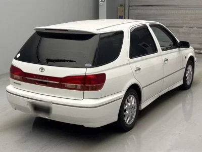 Toyota VISTA ARDEO