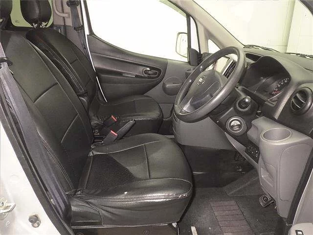 Nissan NV200