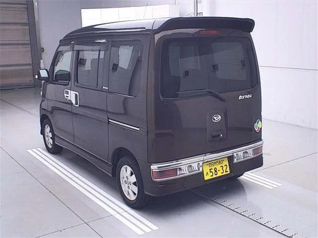 Daihatsu Atrai Wagon