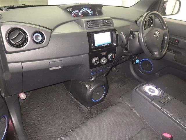 Toyota BB