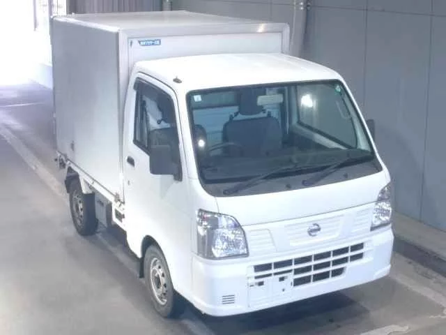 Nissan CLIPPER TRUCK