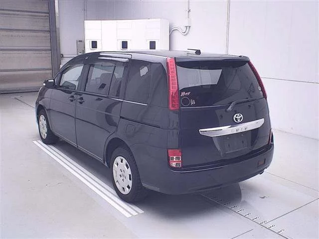 Toyota ISIS