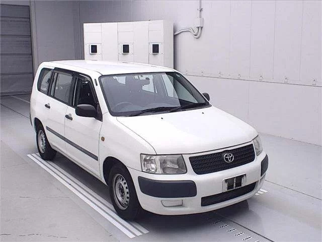 Toyota SUCCEED