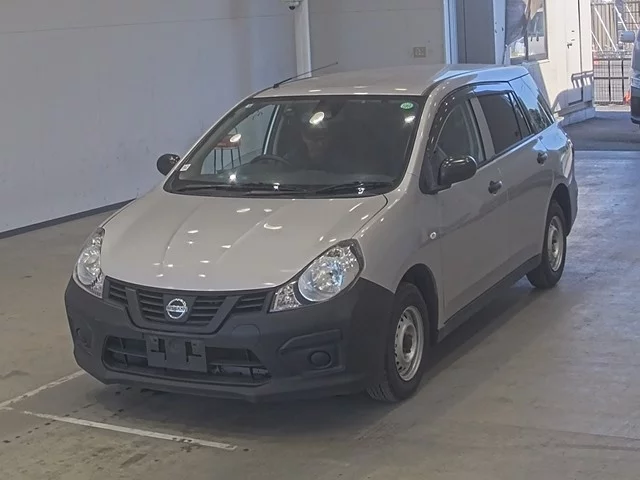 Nissan AD