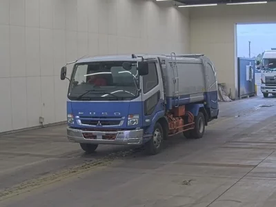Mitsubishi FUSO FIGHTER