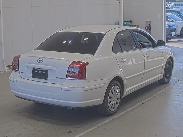 Toyota AVENSIS SEDAN