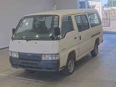 Isuzu FARGO VAN