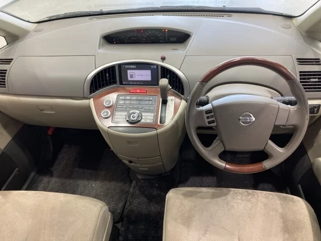 Nissan PRESAGE