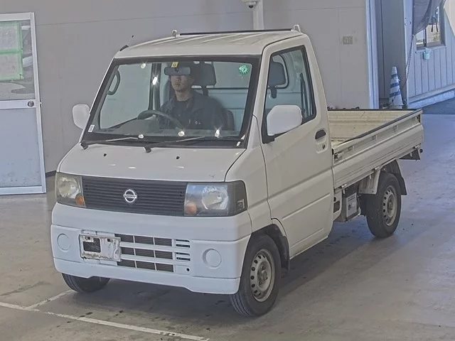 Nissan CLIPPER TRUCK