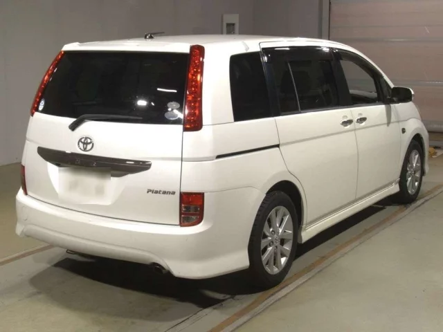 Toyota ISIS