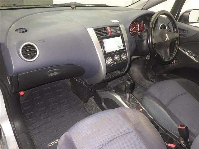 Mitsubishi COLT PLUS