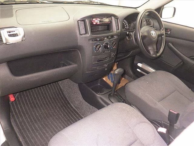 Toyota SUCCEED