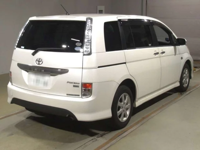Toyota ISIS