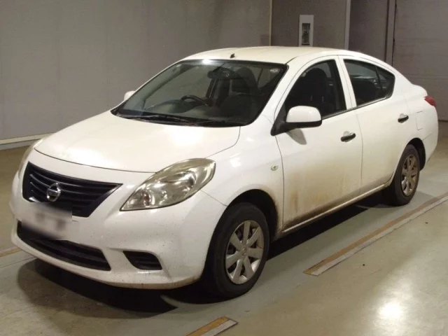 Nissan LATIO