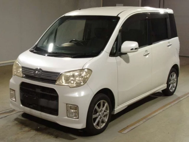 Daihatsu TANTO EXE