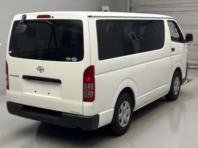 Toyota REGIUS ACE VAN