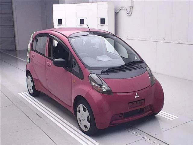 Mitsubishi I