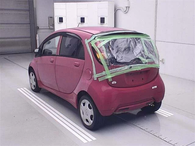 Mitsubishi I