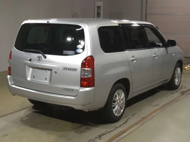 Toyota SUCCEED