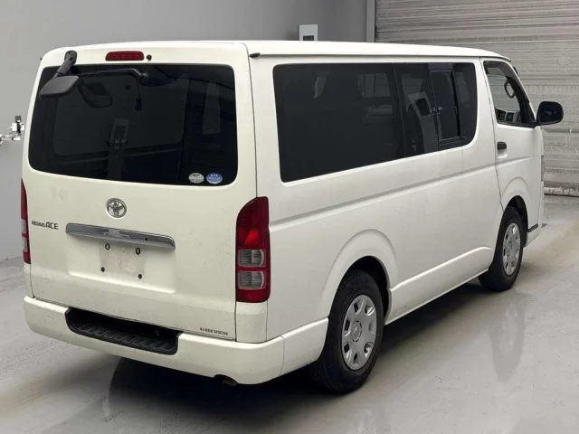 Toyota REGIUS ACE VAN