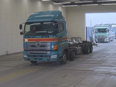 Hino TRUCK