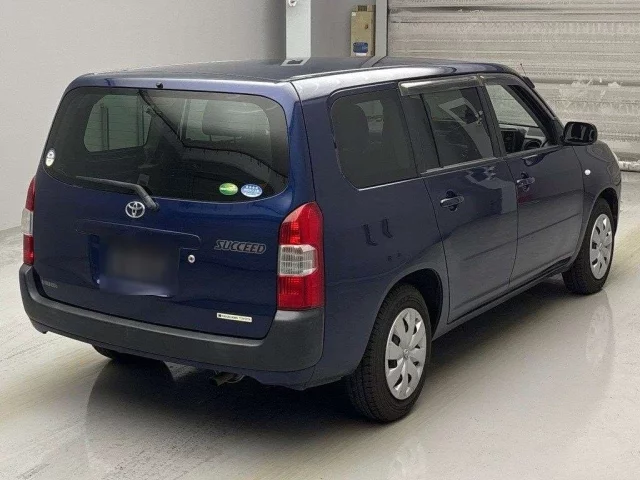 Toyota SUCCEED