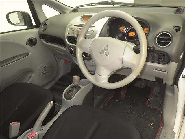 Mitsubishi I