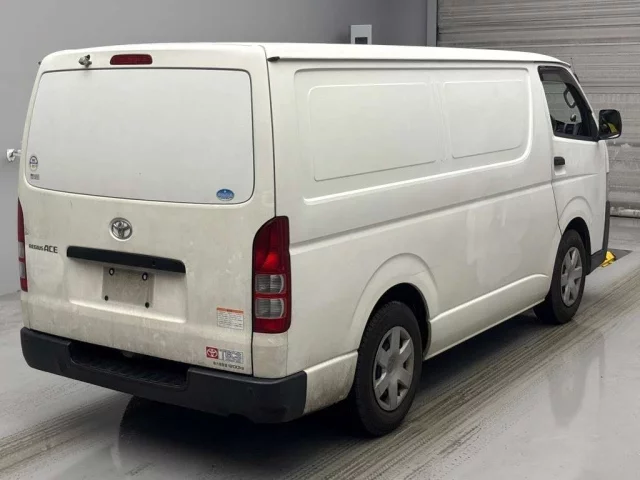 Toyota REGIUS ACE VAN