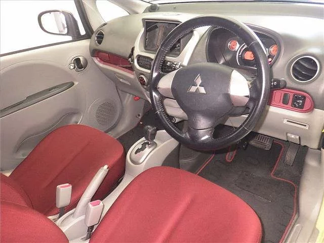 Mitsubishi I