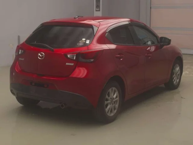 Mazda DEMIO