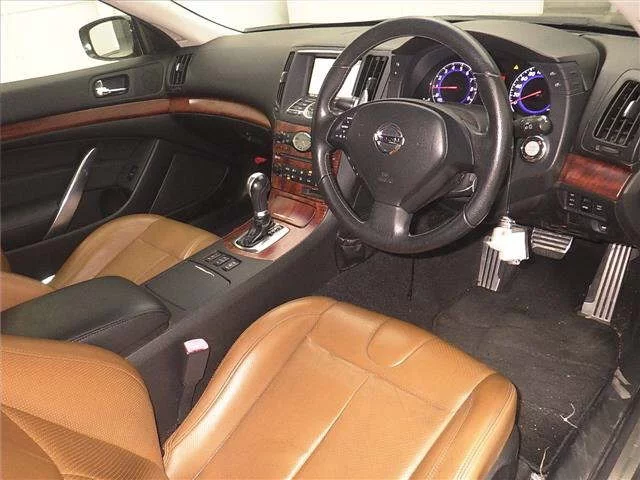 Nissan SKYLINE