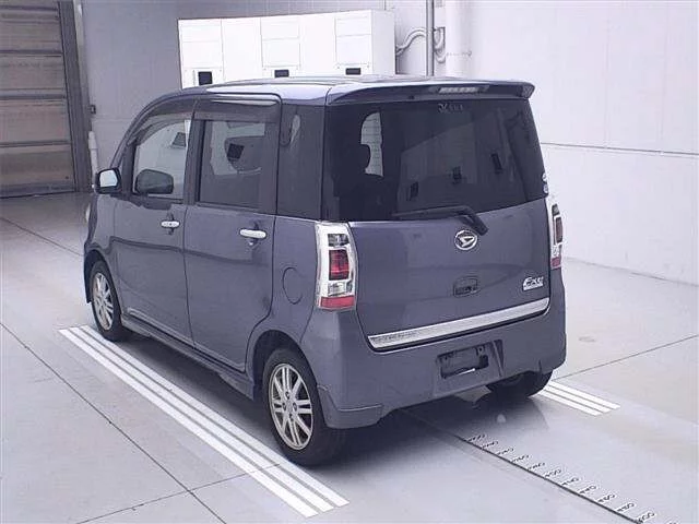 Daihatsu TANTO EXE