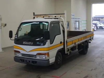 Isuzu ELF