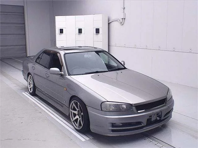 Nissan SKYLINE