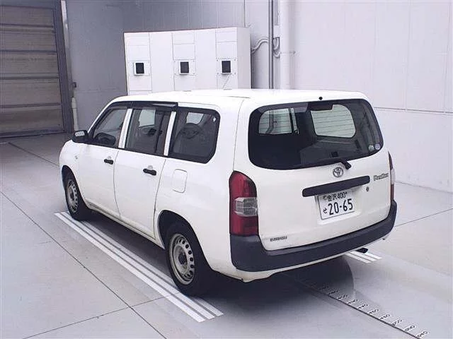 Toyota SUCCEED