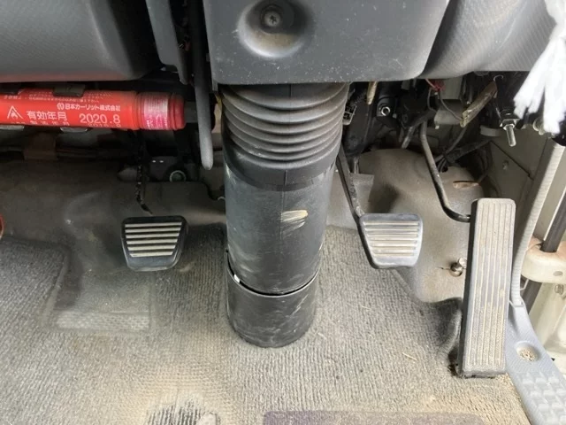 Mazda TITAN
