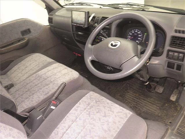 Mazda BONGO VAN