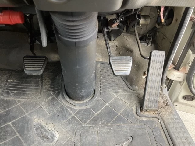 Mazda TITAN