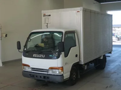 Isuzu ELF