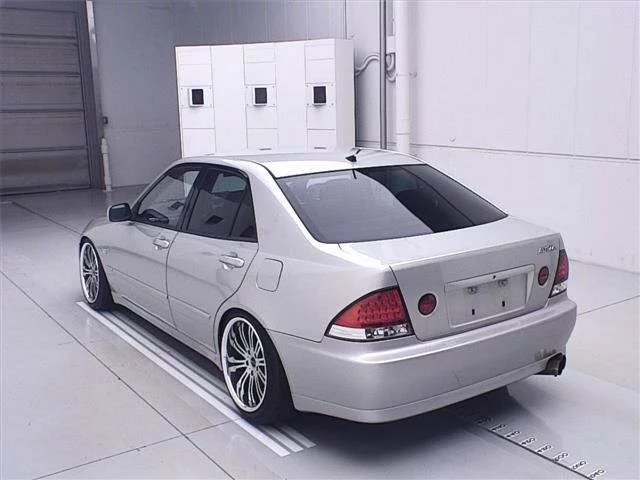 Toyota ALTEZZA