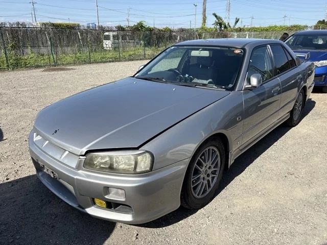 Nissan SKYLINE