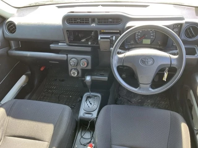 Toyota SUCCEED