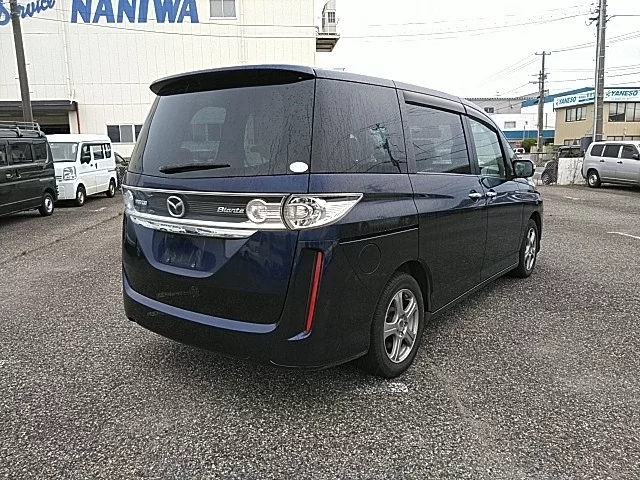 Mazda BIANTE
