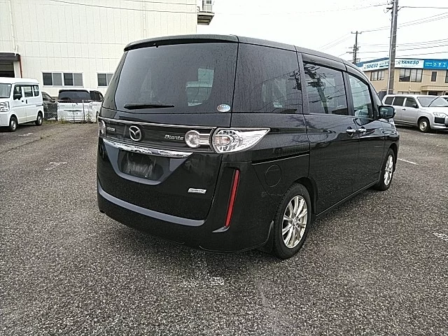 Mazda BIANTE