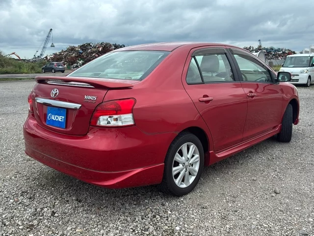 Toyota BELTA
