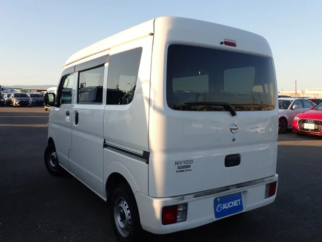 Nissan CLIPPER VAN