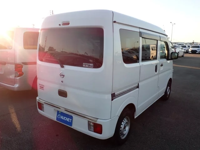 Nissan CLIPPER VAN