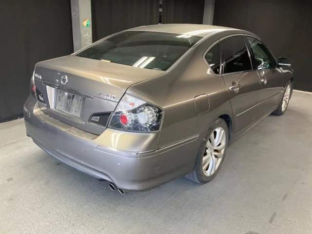 Nissan FUGA