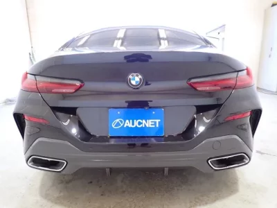 BMW 8-Series