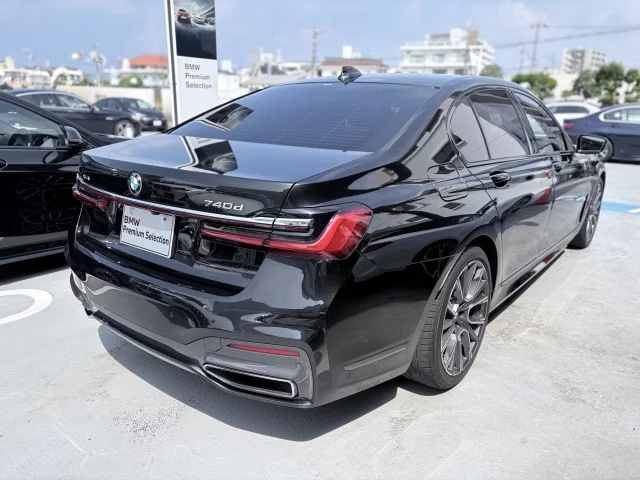 BMW 7-Series